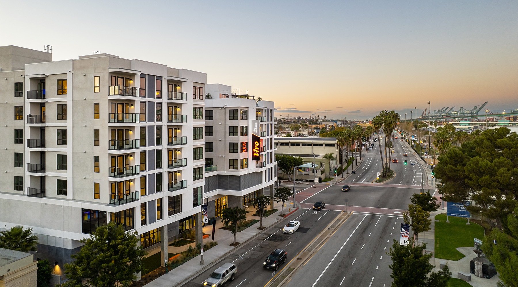 Exterior view of Vivo on Harbor 